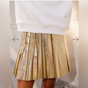 LOLA + THE BOYS foil pleated skirt. Size 8.
